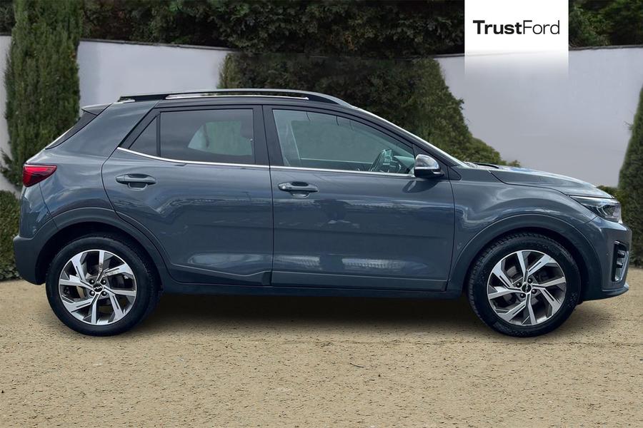 Kia STONIC Photo autoimg-b847b668edf4ed789bee32bc6deabf19900c864b.jpg