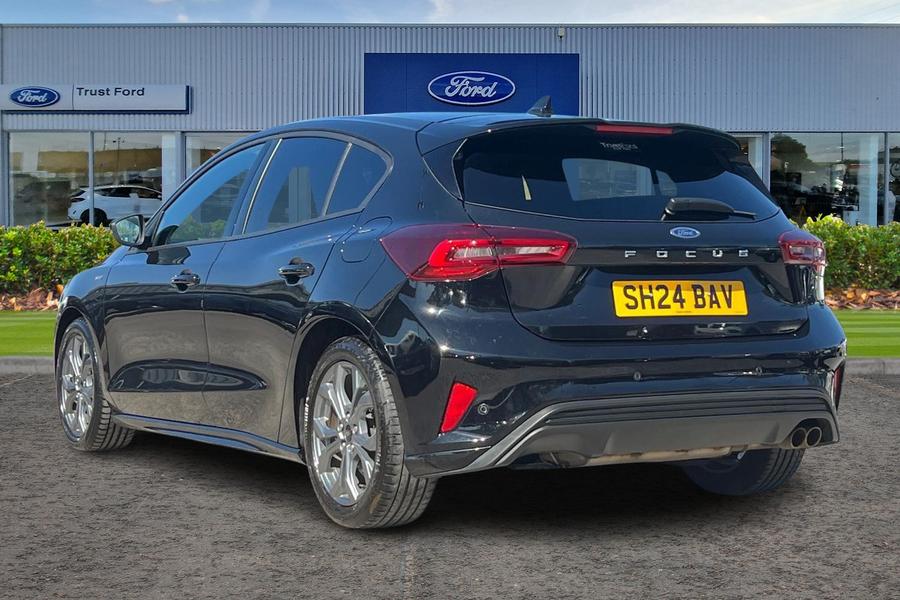 Ford FOCUS Photo autoimg-b8483a0e8010d148eaa520101a8b4014f193f0db.jpg