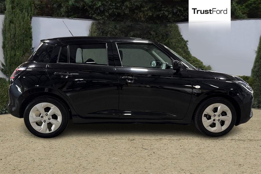 Suzuki SWIFT Photo autoimg-b84a80fb2a8157d2298827a25217d7a924ef1a56.jpg