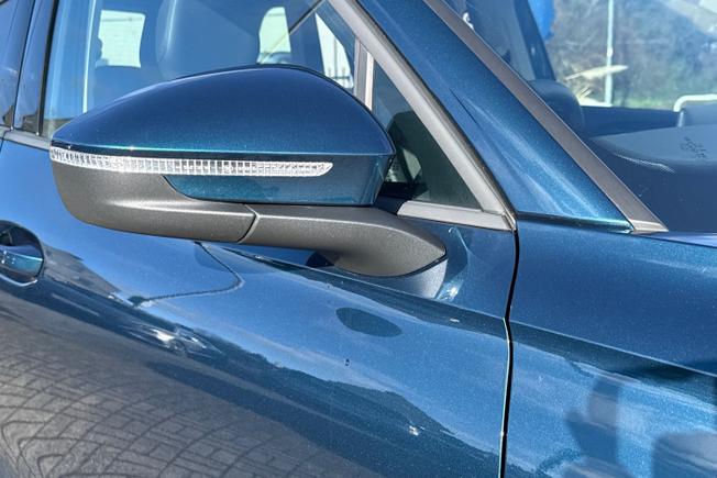 VOLKSWAGEN Tiguan Photo 20