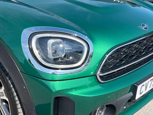MINI Countryman Photo autoimg-b84cb79cd7840b22c0b9aef4224bd51dbe92ed7c.jpg