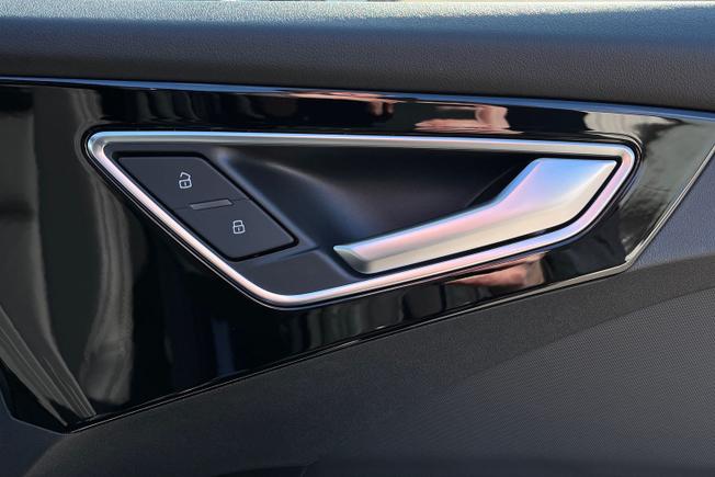 AUDI Q4 E-Tron Photo 45