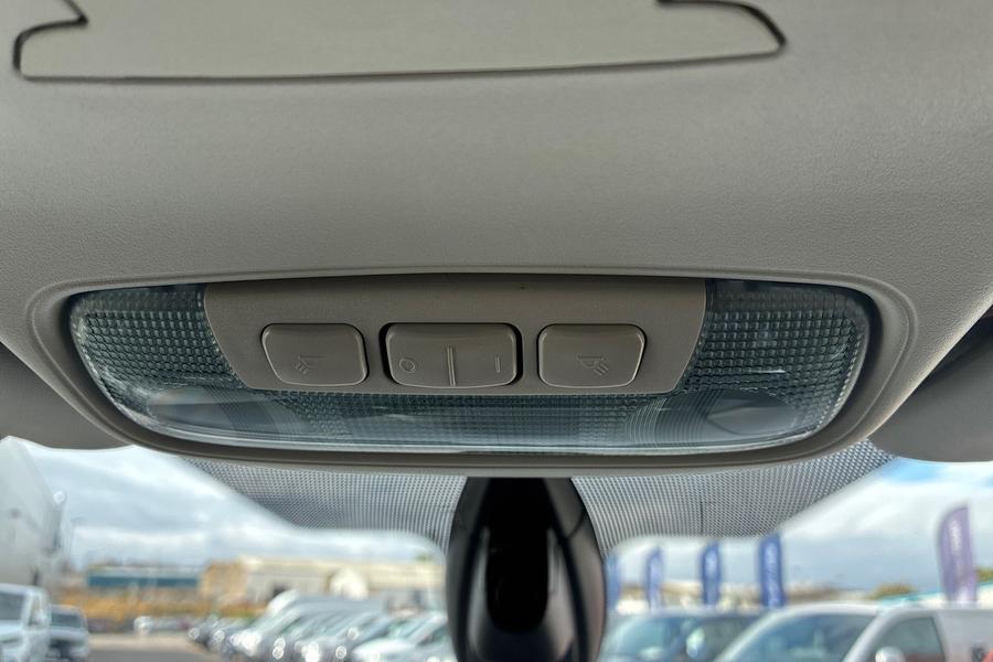 Ford TRANSIT CONNECT Photo autoimg-b8502b426162ebfb83dbdfc5e006439096a28f76.jpg