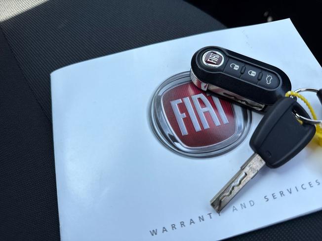 FIAT 500c Photo 39