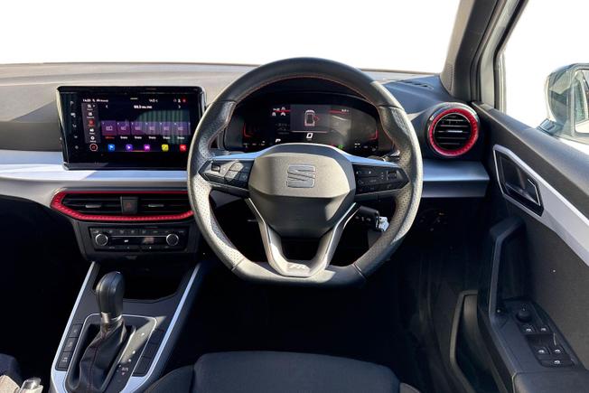 SEAT Arona Photo 11