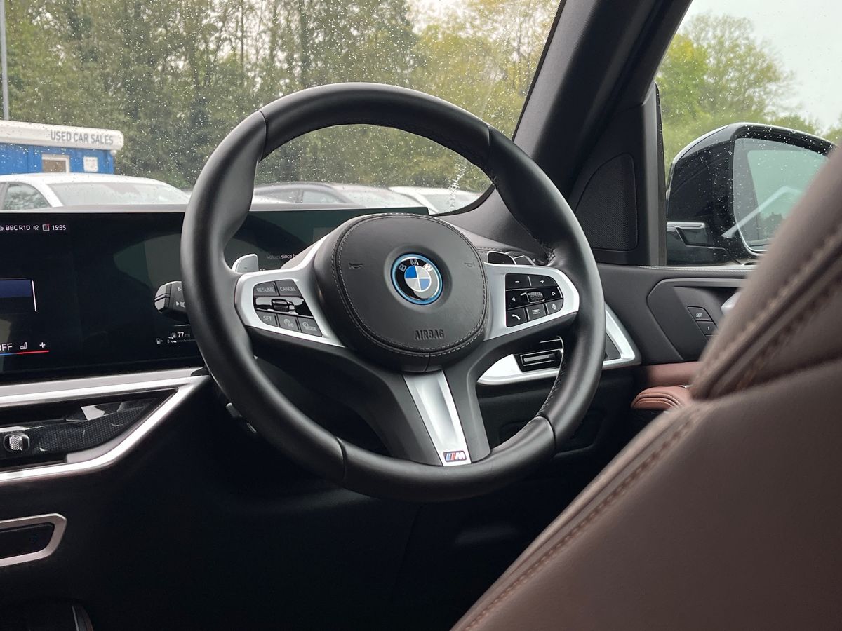 BMW X5 Photo 14