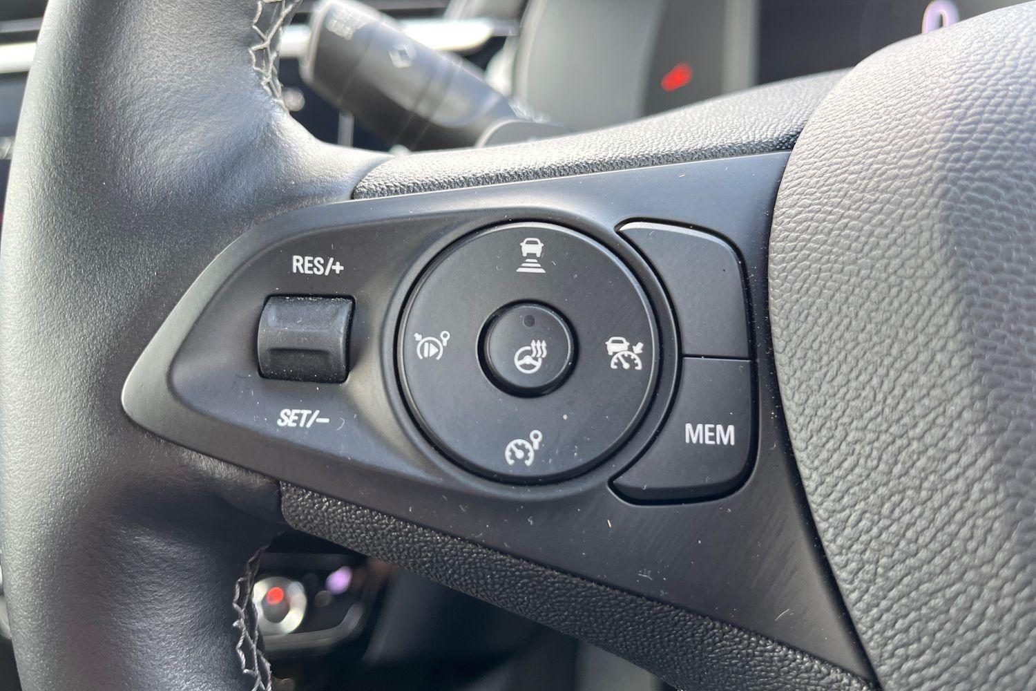 Vauxhall CORSA Photo 26
