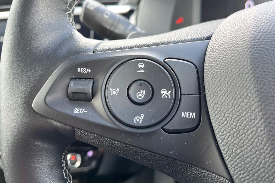 Vauxhall CORSA Photo autoimg-b85e5c8b87315d32bedbe439f59df7edadd9bedd.jpg