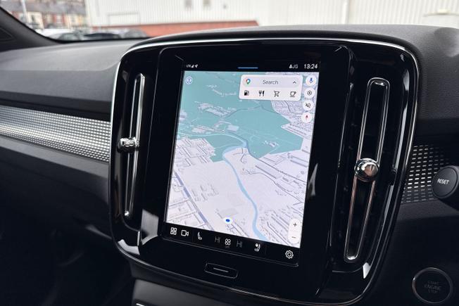 VOLVO Xc40 Photo 14