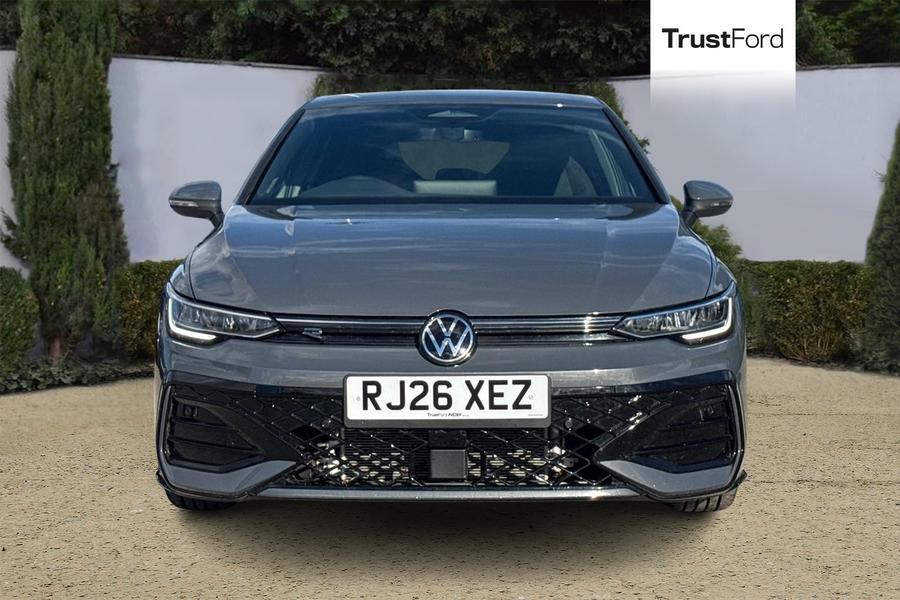 Volkswagen GOLF Photo autoimg-b861c62b04f13ed0ae108127e284dc9a693feca6.jpg