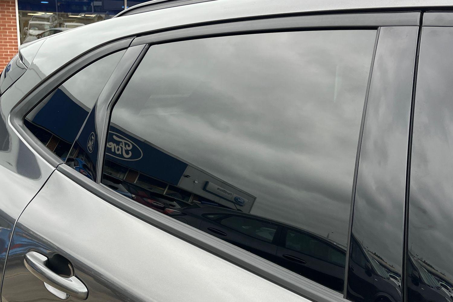 Ford Kuga Photo 38