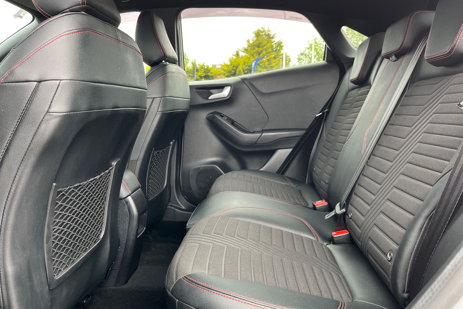 Ford PUMA Photo 19