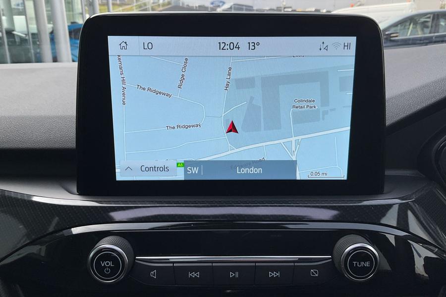 Ford Kuga Photo autoimg-b865205410eff622156f31c82b3f3b6755a4232e.jpg