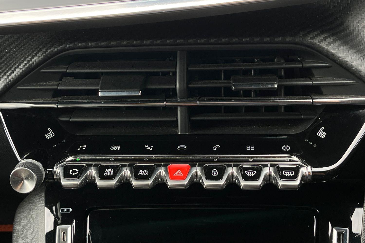 Peugeot 2008 Photo 31