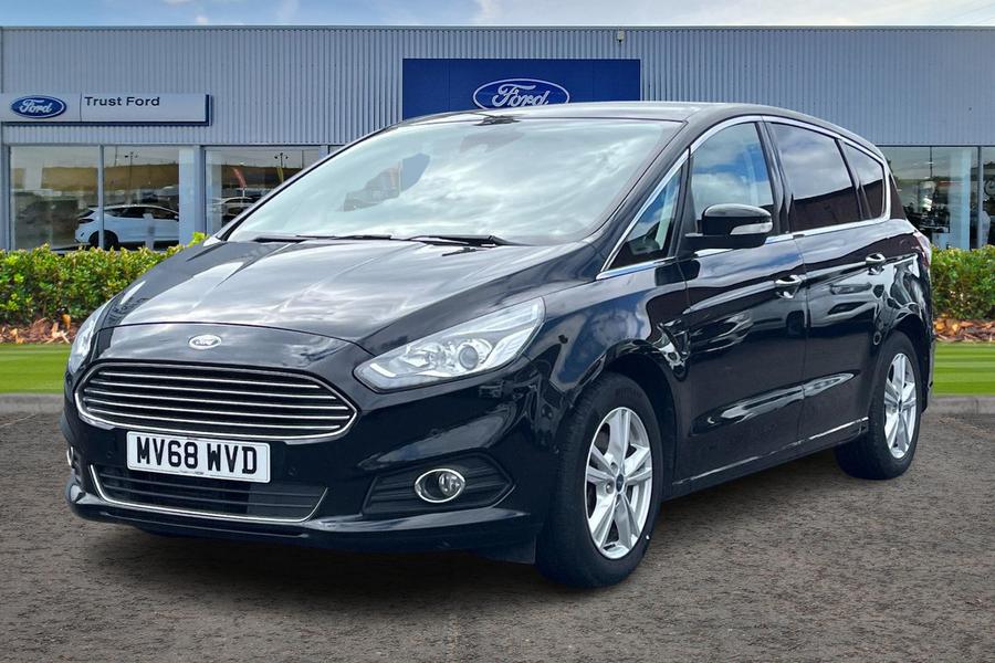 Ford S-MAX Photo autoimg-b86d0bbd42ed7453c7a0af9b06124bcf538f3260.jpg