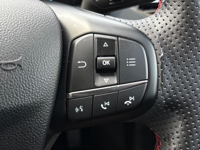 FORD Focus Photo 17