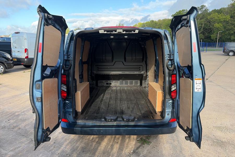 Ford Transit Custom Photo autoimg-b8755a71149439d01e3f9ddaf275484648244199.jpg