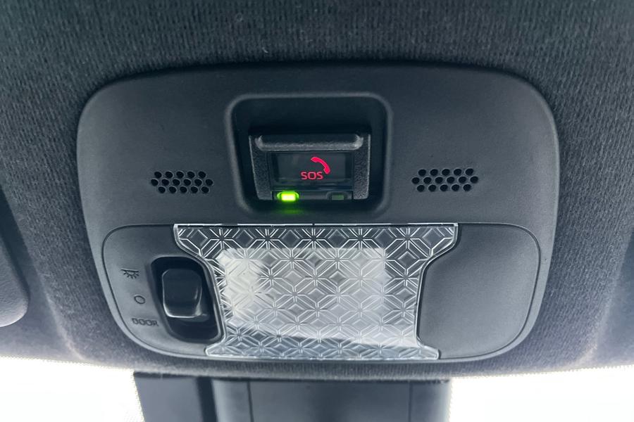 Toyota AYGO X Photo autoimg-b87a0442774bfc4f17ec9c9e7209b9b26aed1d44.jpg