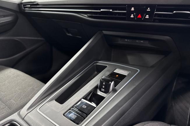 Volkswagen Golf Photo 27