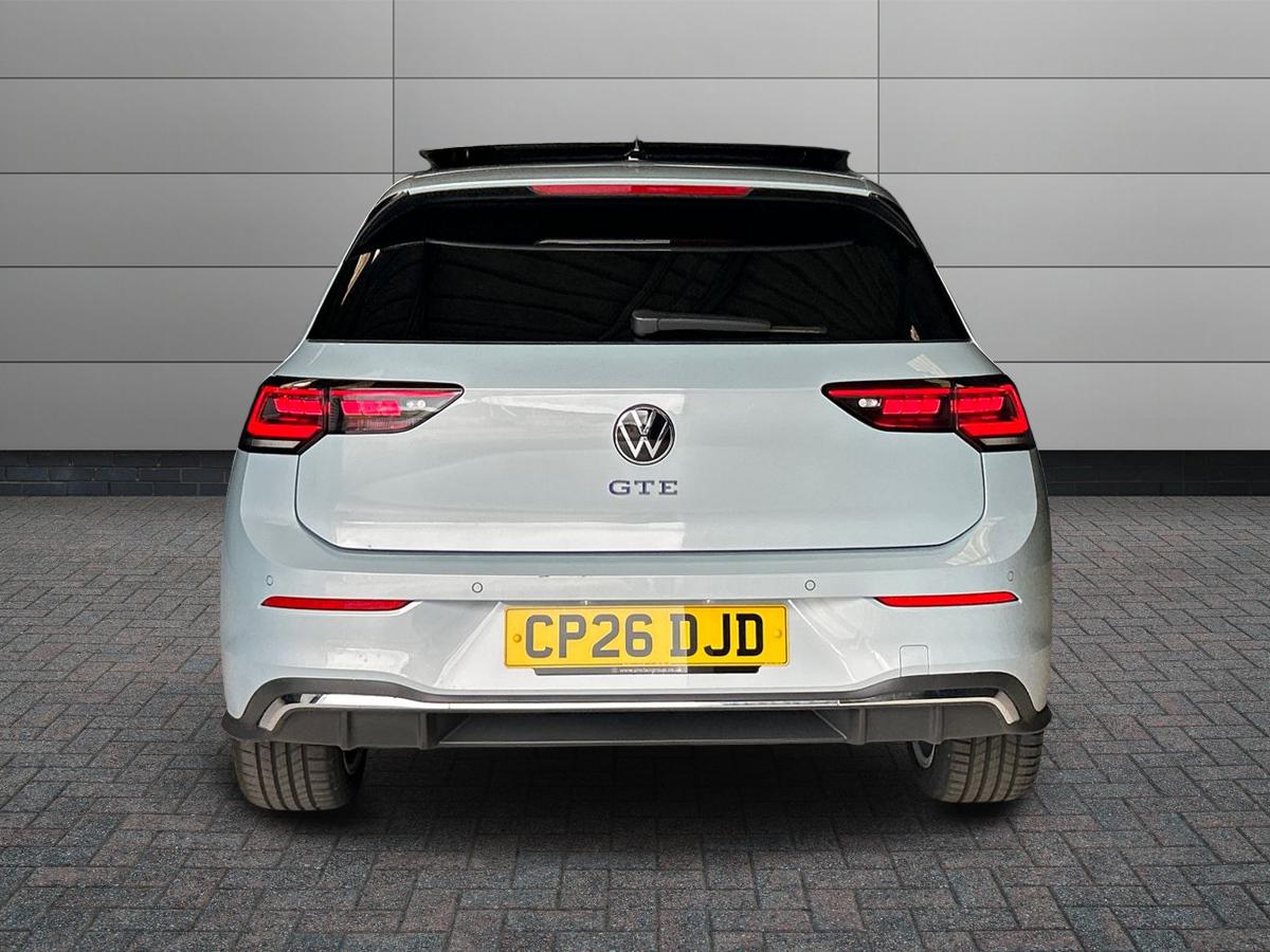 Volkswagen Golf Photo autoimg-b87f018e62bf9cf09d690df8135a2dc680f9ba60.jpg
