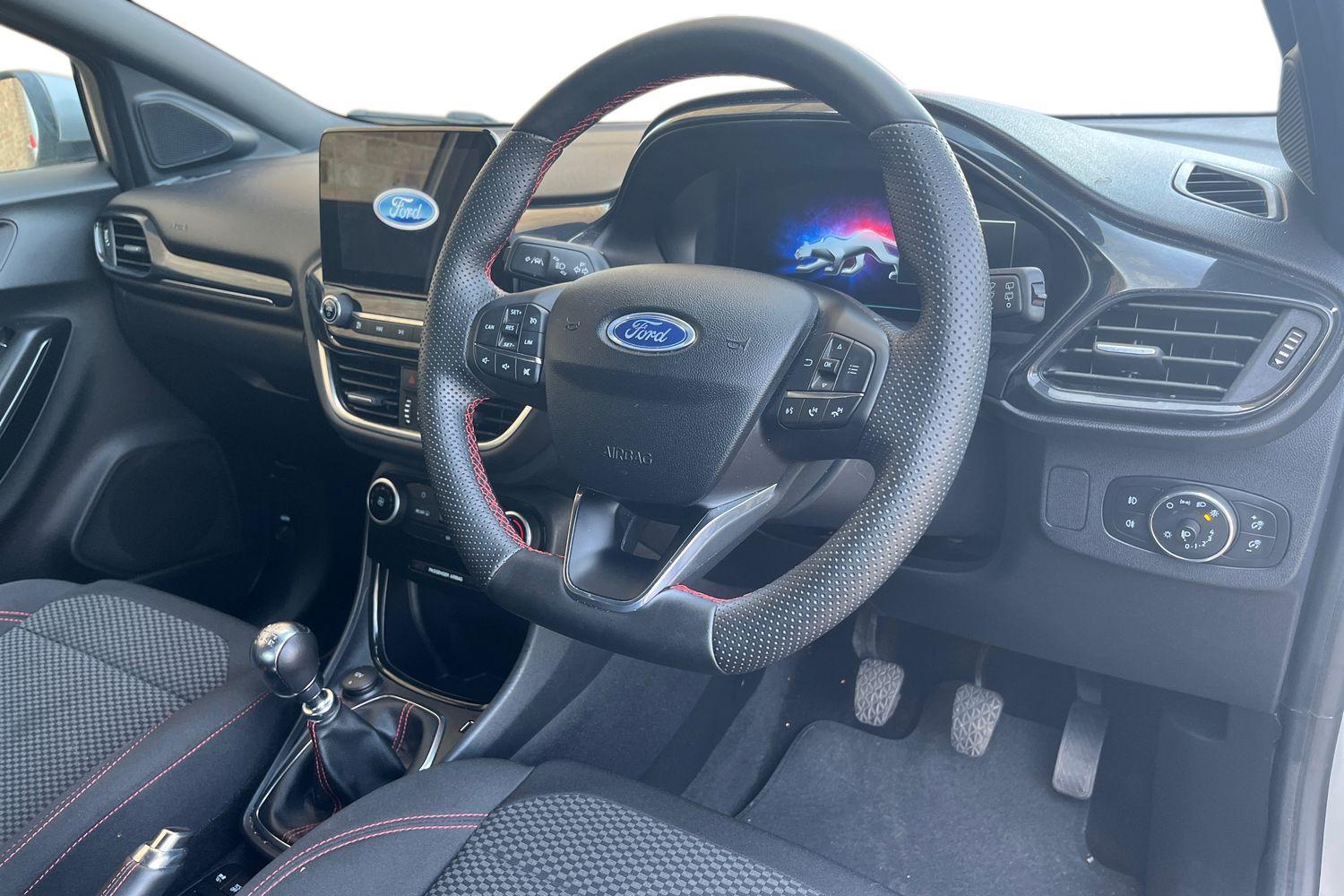 Ford PUMA Photo 8