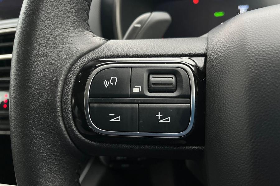 Citroen C5 Aircross Photo autoimg-b8808b41ae2d9ecf2ddba224988cd9177140b335.jpg