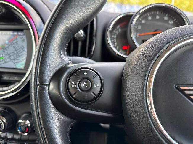 MINI Countryman Photo 16