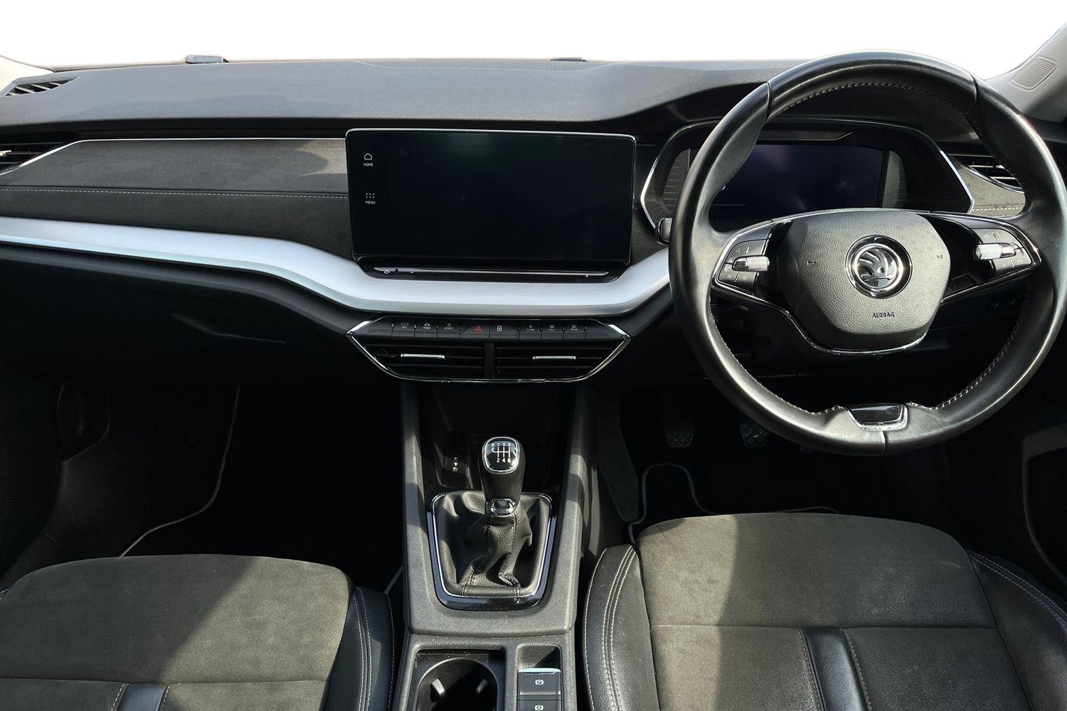 Skoda OCTAVIA Photo 9