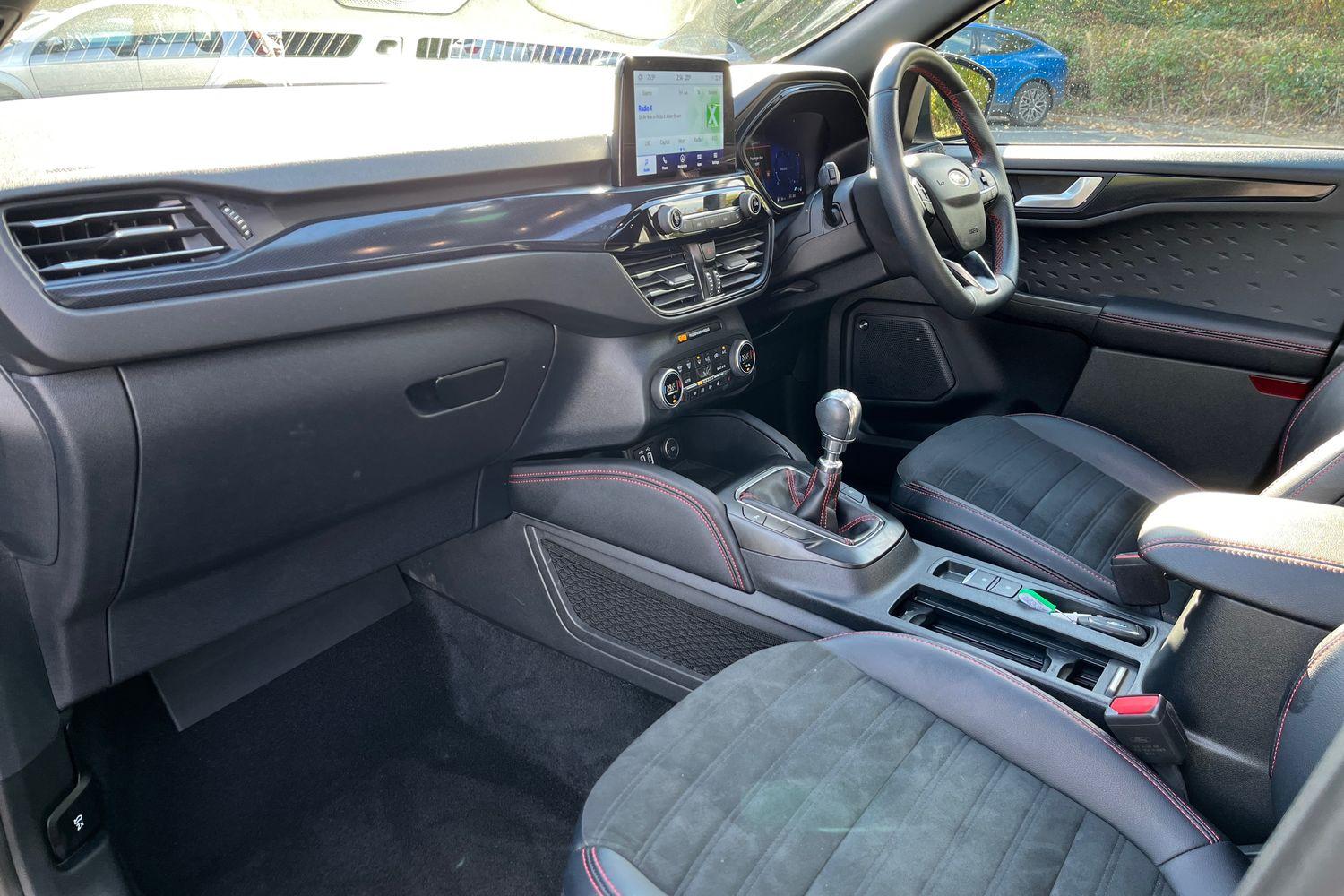 Ford KUGA Photo 17