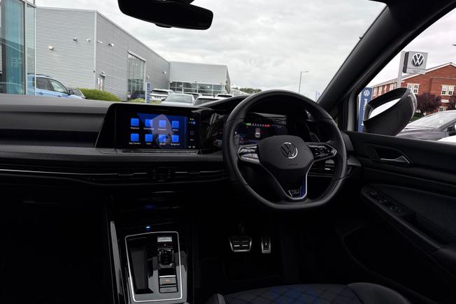 VOLKSWAGEN Golf Photo 38