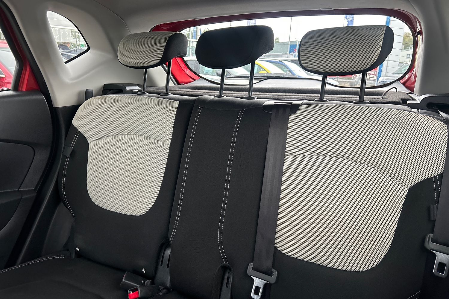 Renault CAPTUR Photo 19