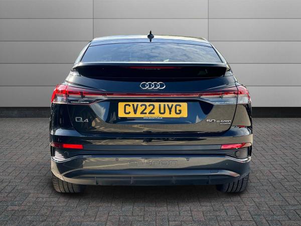 Audi Q4 e-tron Photo autoimg-b8a0029ef31439211aa5ce0e486c11ba5b91ba65.jpg