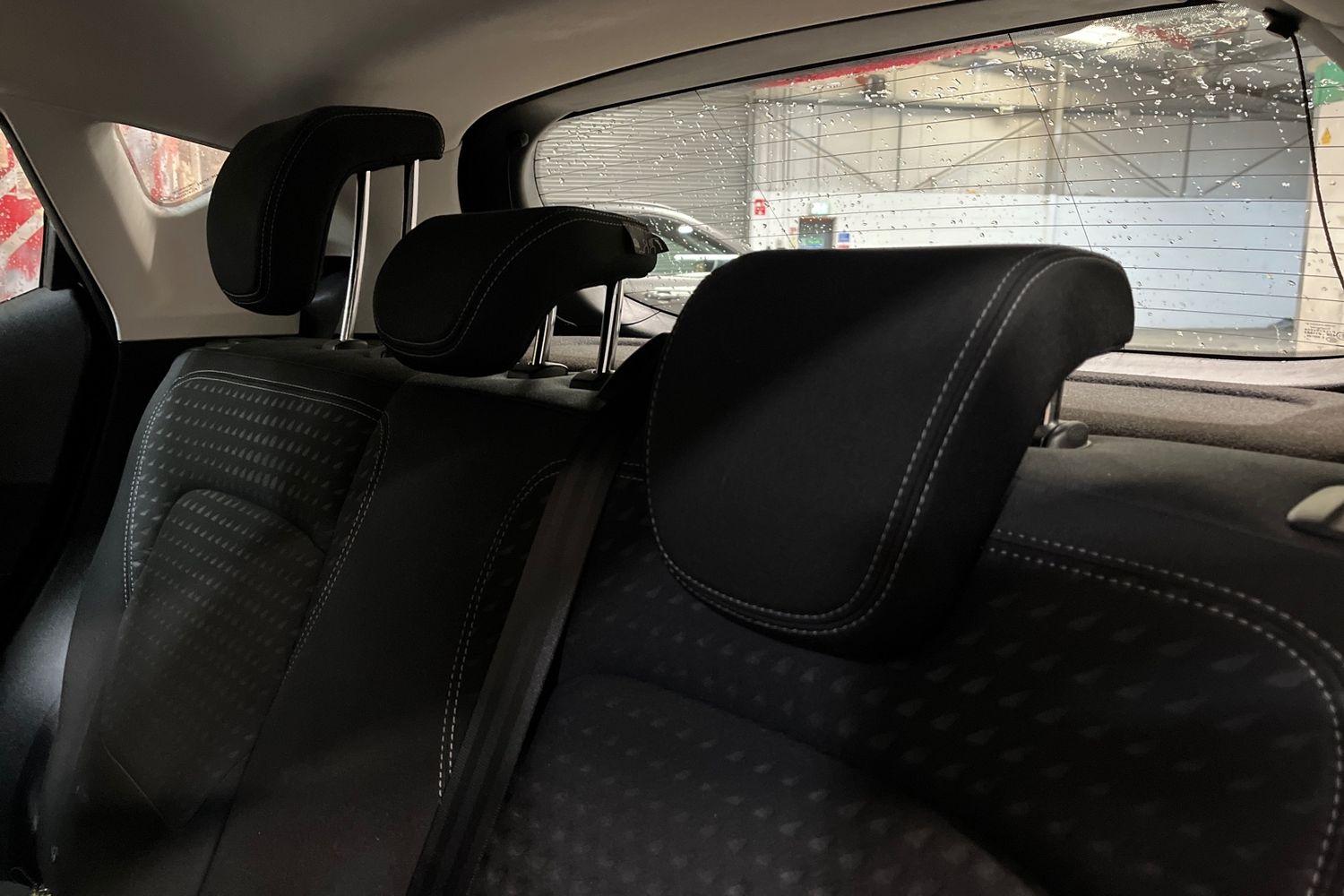 Ford FIESTA Photo 19
