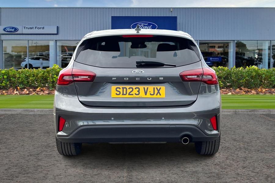Ford Focus Photo autoimg-b8a386d6472898fe55f0dbfea06b99066361f187.jpg