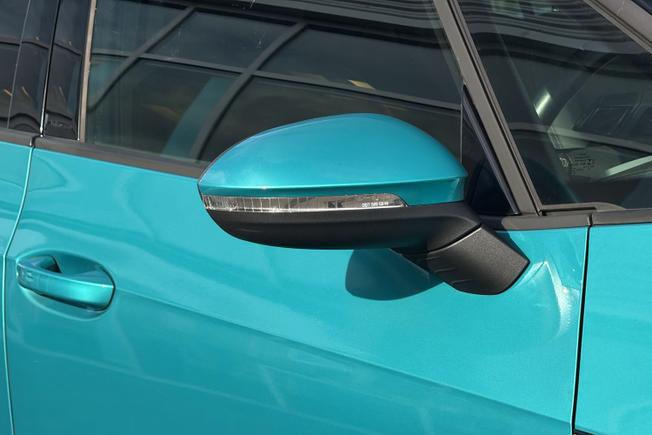 VOLKSWAGEN ID.3 Photo 20
