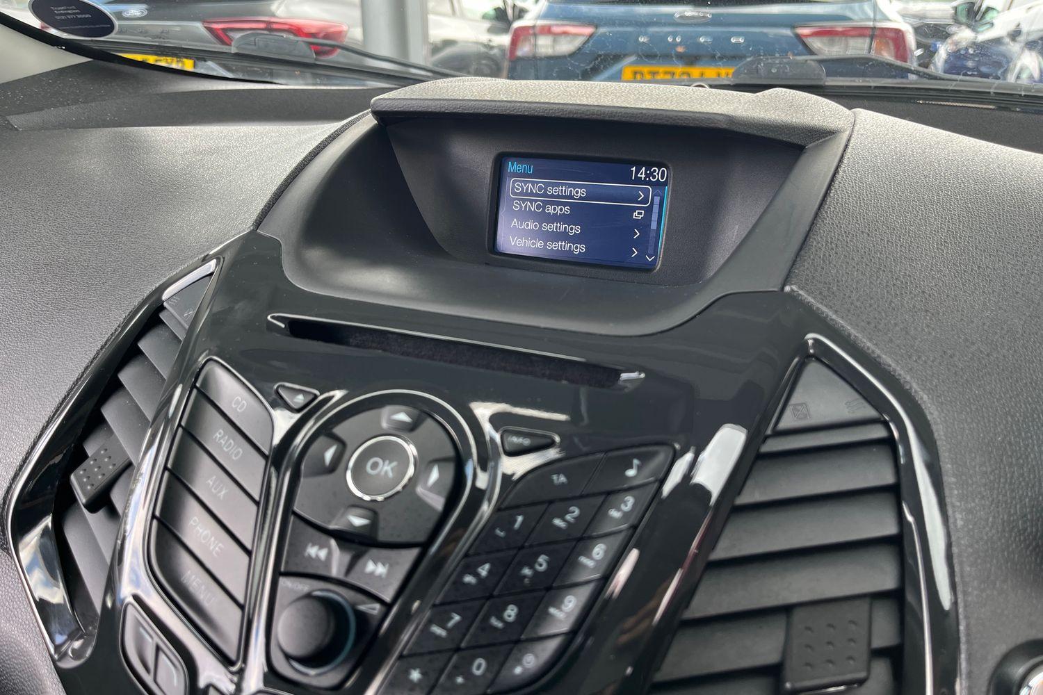 Ford EcoSport Photo 28