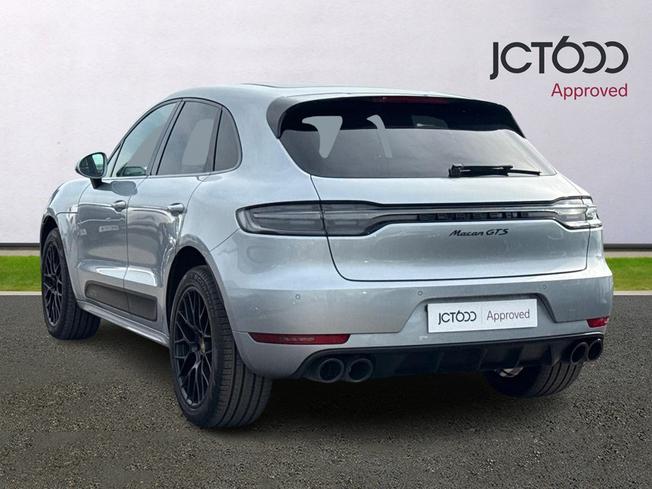 PORSCHE Macan Photo 3