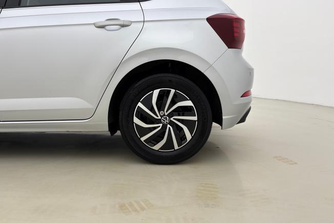 VOLKSWAGEN Polo Photo 5