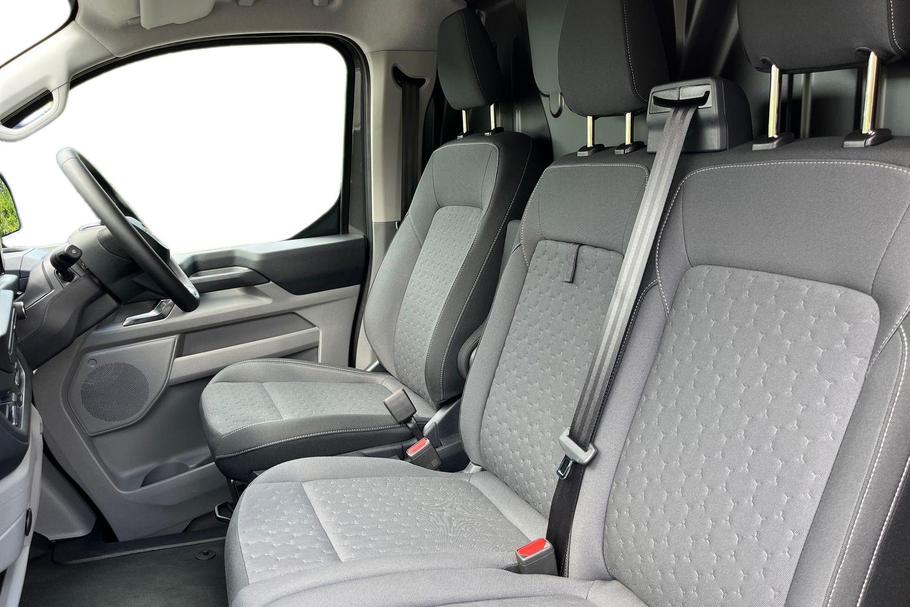 Used Ford TRANSIT CUSTOM YL26FHK 10