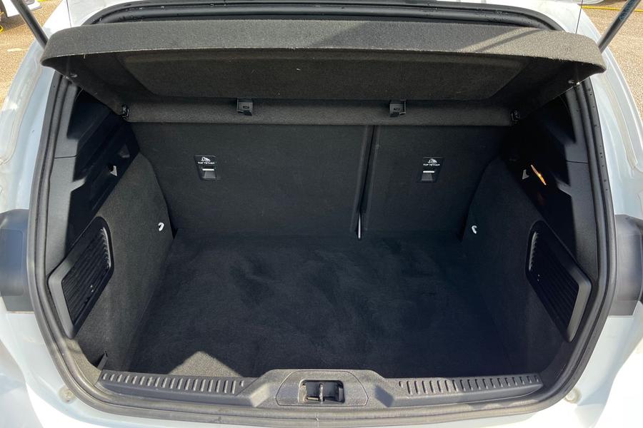 Ford Focus Photo autoimg-b8a9a537c0f99f92cec611ba1cfe47a3502f9447.jpg
