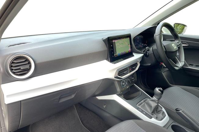 SEAT Arona Photo 2