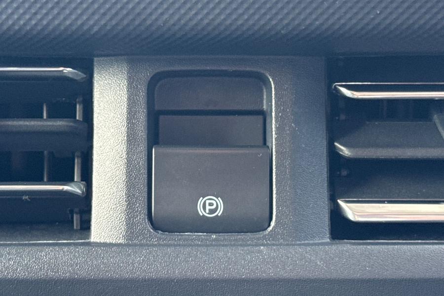 Ford TRANSIT CUSTOM Photo autoimg-b8ac9d4eaff0c606622d6523962e961b4dd33fde.jpg