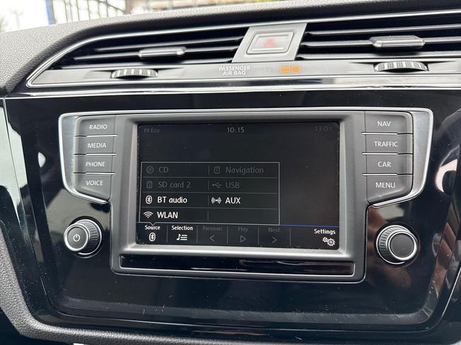 VOLKSWAGEN Touran Photo 37