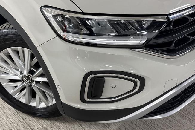 Volkswagen T-Roc Photo 19