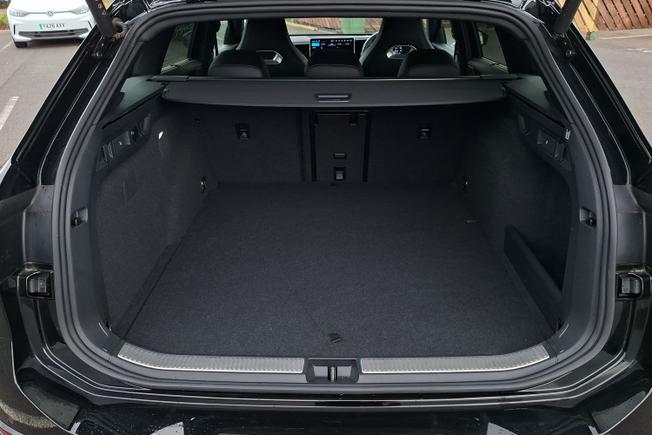 VOLKSWAGEN Passat Photo 12