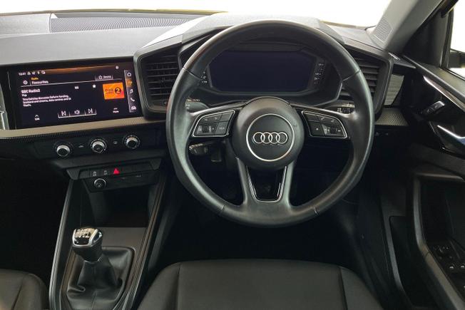 AUDI A1 Photo 11