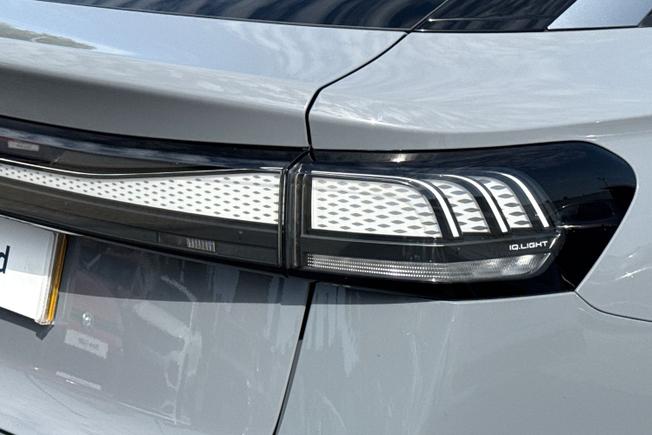VOLKSWAGEN Id.7 Photo 18