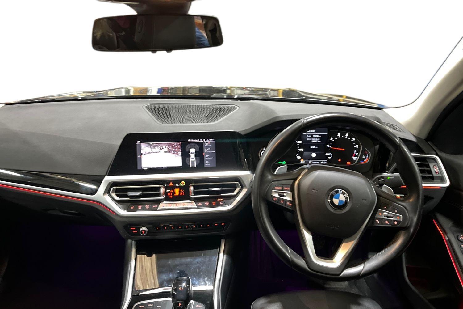 BMW 3 SERIES Photo 10