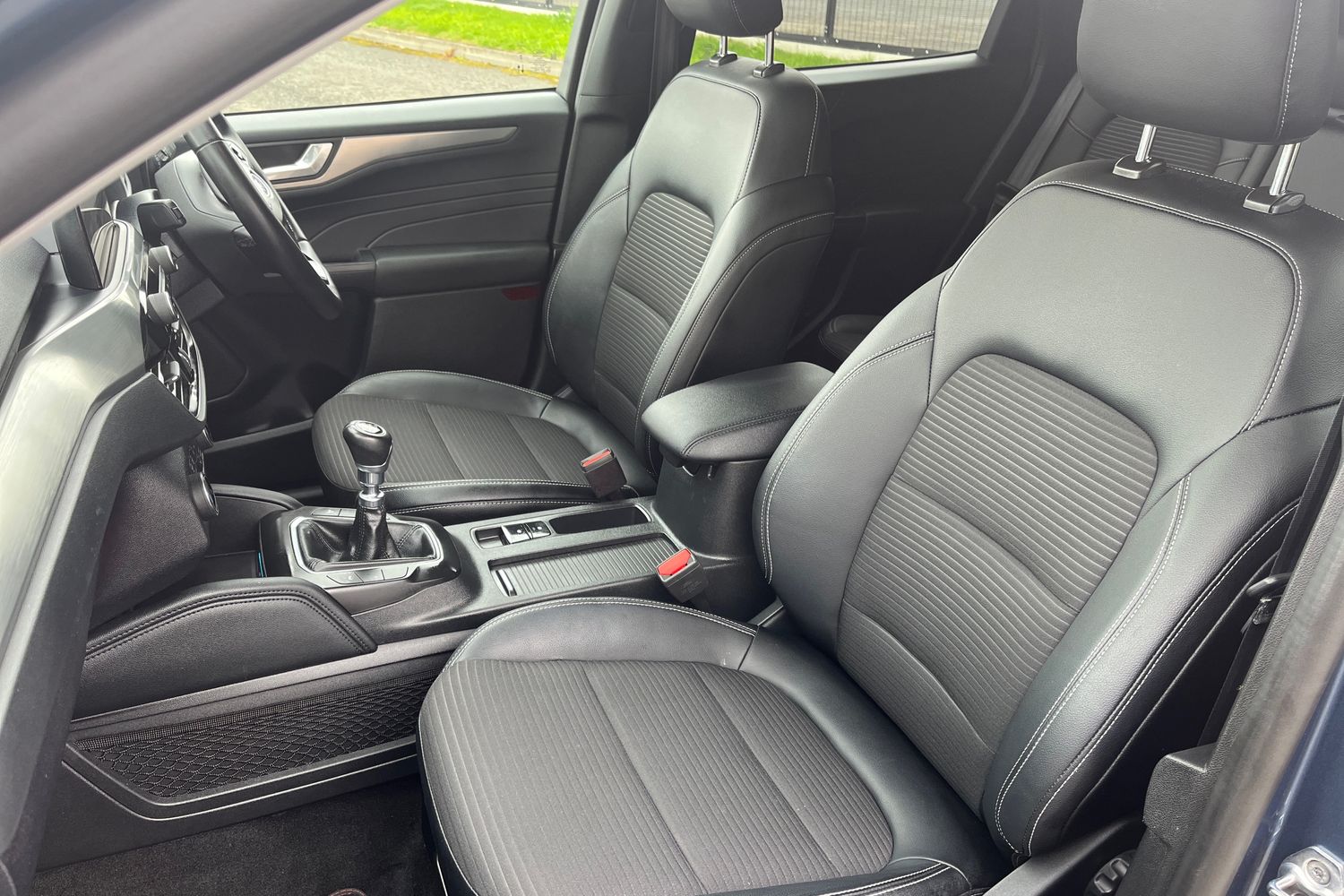 Ford KUGA Photo 18