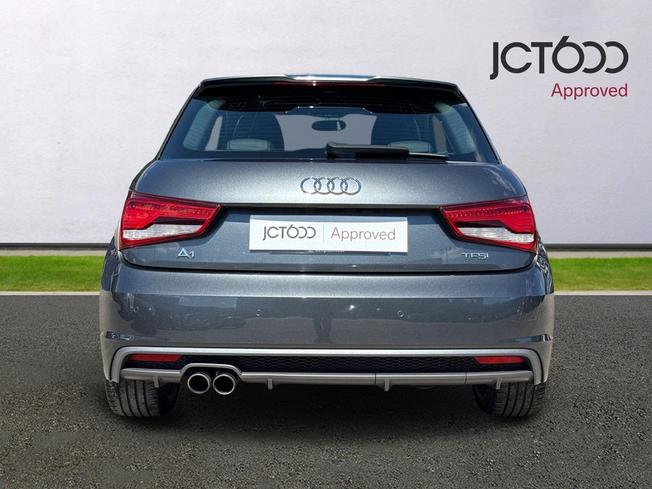 AUDI A1 Photo 7
